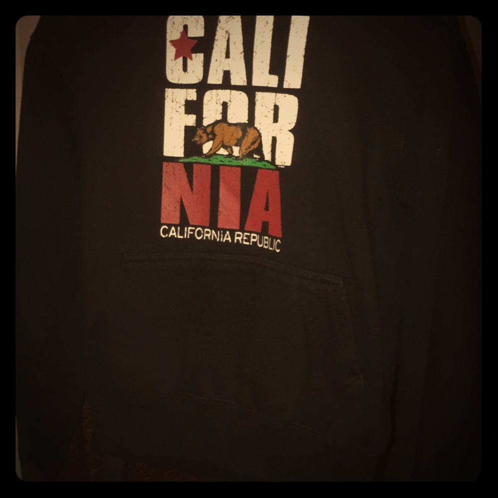 “CALIFORNIA” back hoodie